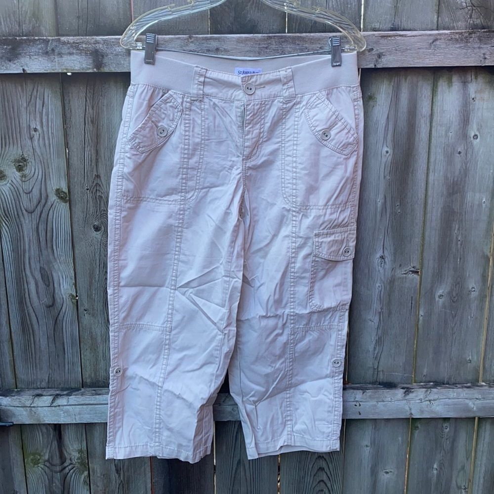 St. John’s Bay capris sz. 8